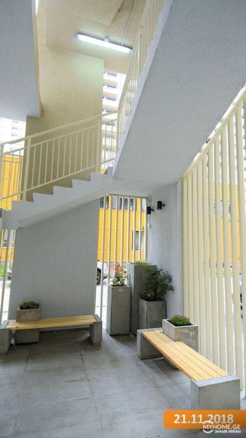 Sol'S M2 White Modern Apartments Tbilisi Exterior foto
